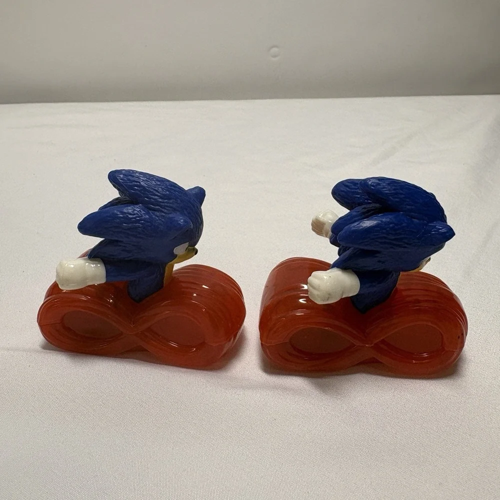 Set Of 2- 2022 McDONALD'S‎ Sega Sonic 2 The Hedgehog HAPPY MEAL TOYS